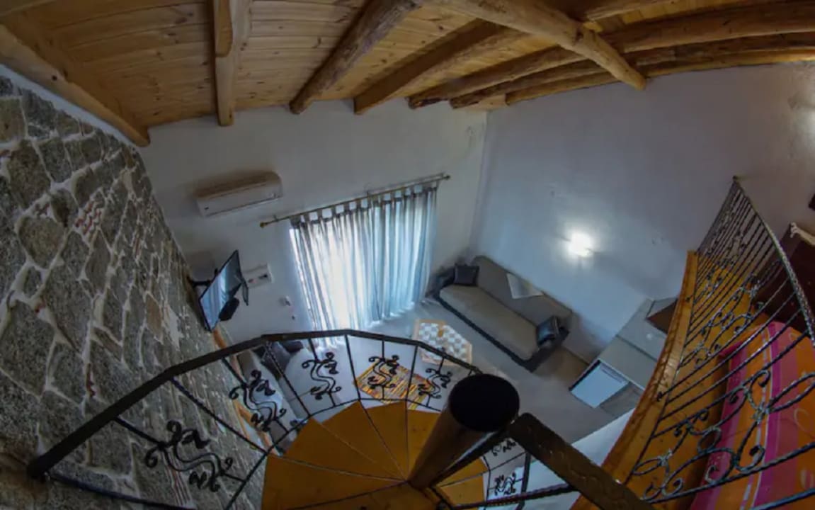 Zimmer Theano Apartments