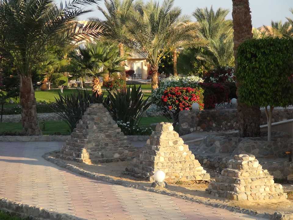 Ogród Three Corners Sea Beach Resort