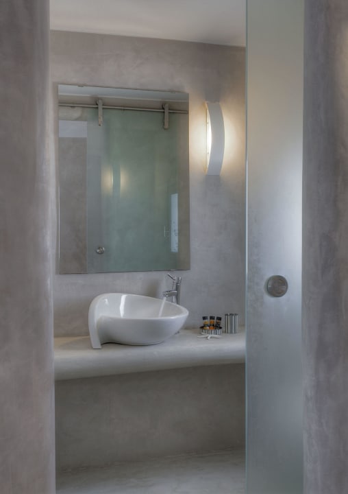 Senior Suite Jacuzzi Lilly Residence All Suites Hotel