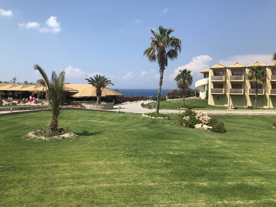 Außenansicht Hotel Kalithea Horizon Royal