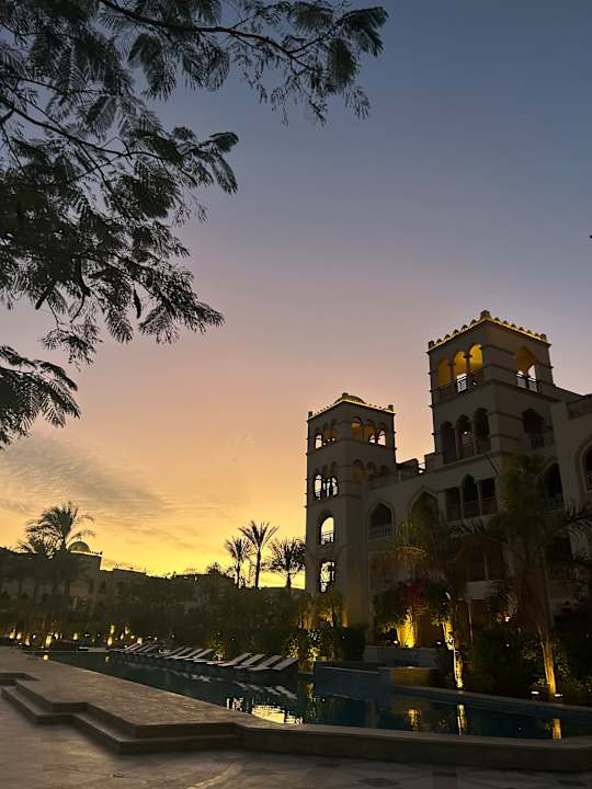 Außenansicht The Grand Palace - Adults only