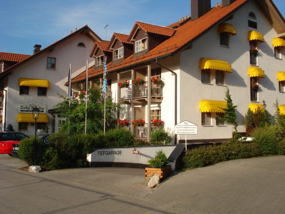Außenansciht des Hotels Seehof Wessling