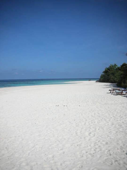 Langer Sandstrand Eri Maldives