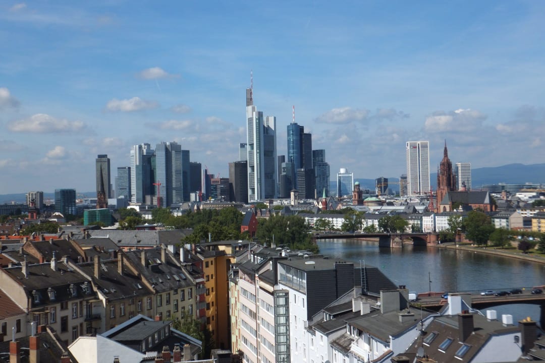 Aussicht Suite Lindner Hotel Frankfurt Main Plaza, part of JdV by Hyatt