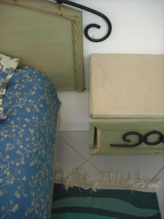 Zimmer in Block 14, Möbel kaputt Hotel Fiesta Beach Djerba