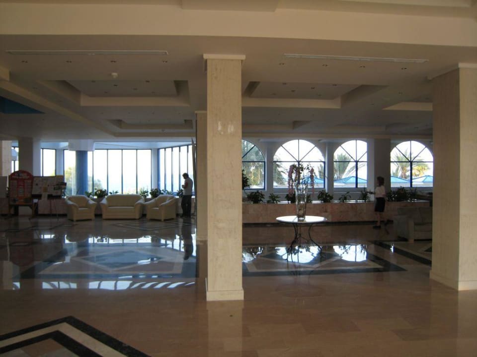 Eingangsbereich Hotel Kresten Palace Hotel