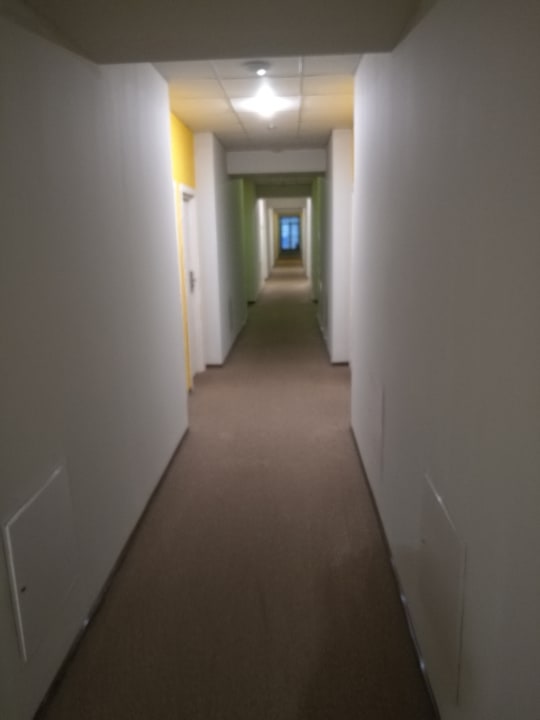 Gang Hotel Raziotel Kyiv