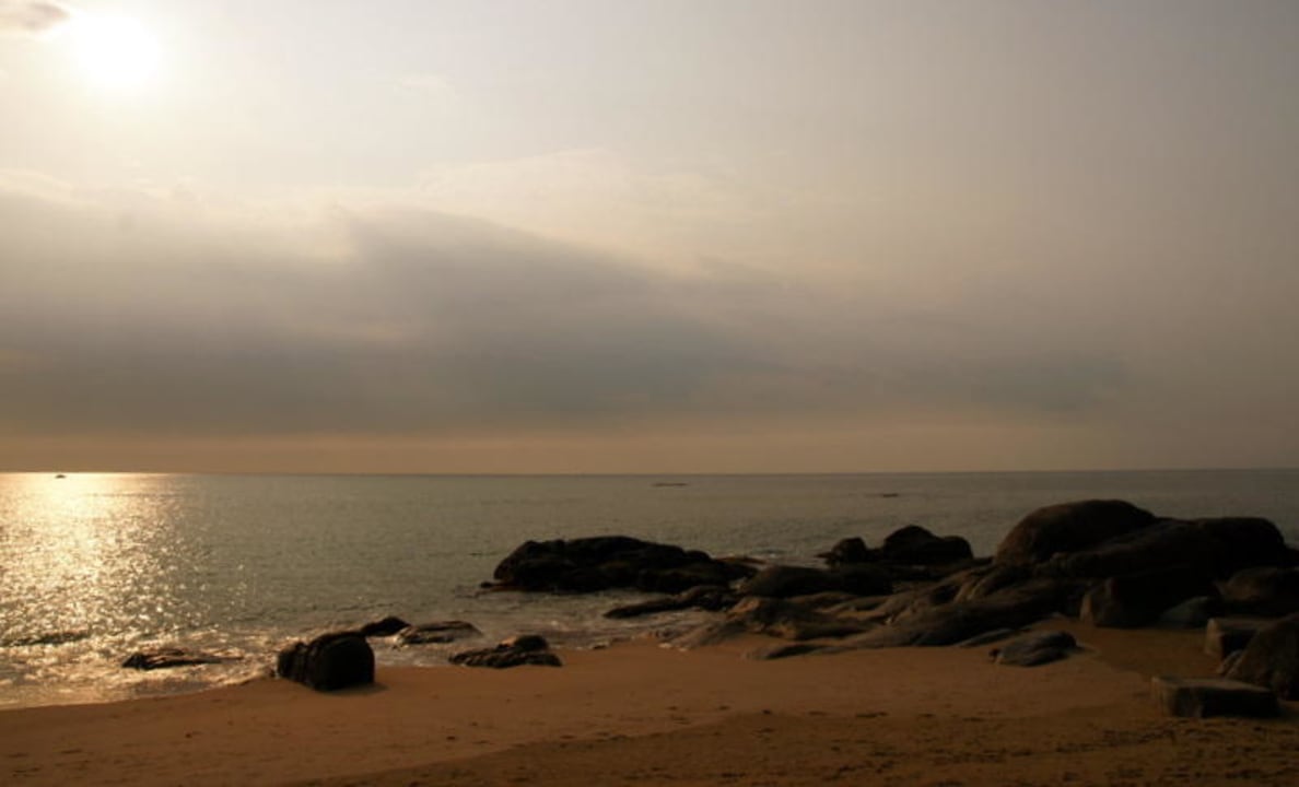 Steinig Khao Lak Bayfront Resort