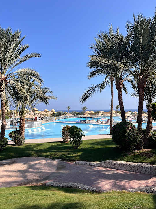 Pool Serenity Alpha Beach