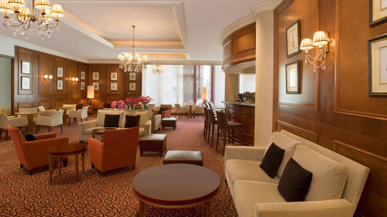 Lobby Bar of the Sheraton Warsaw Hotel Sheraton Warsaw Hotel