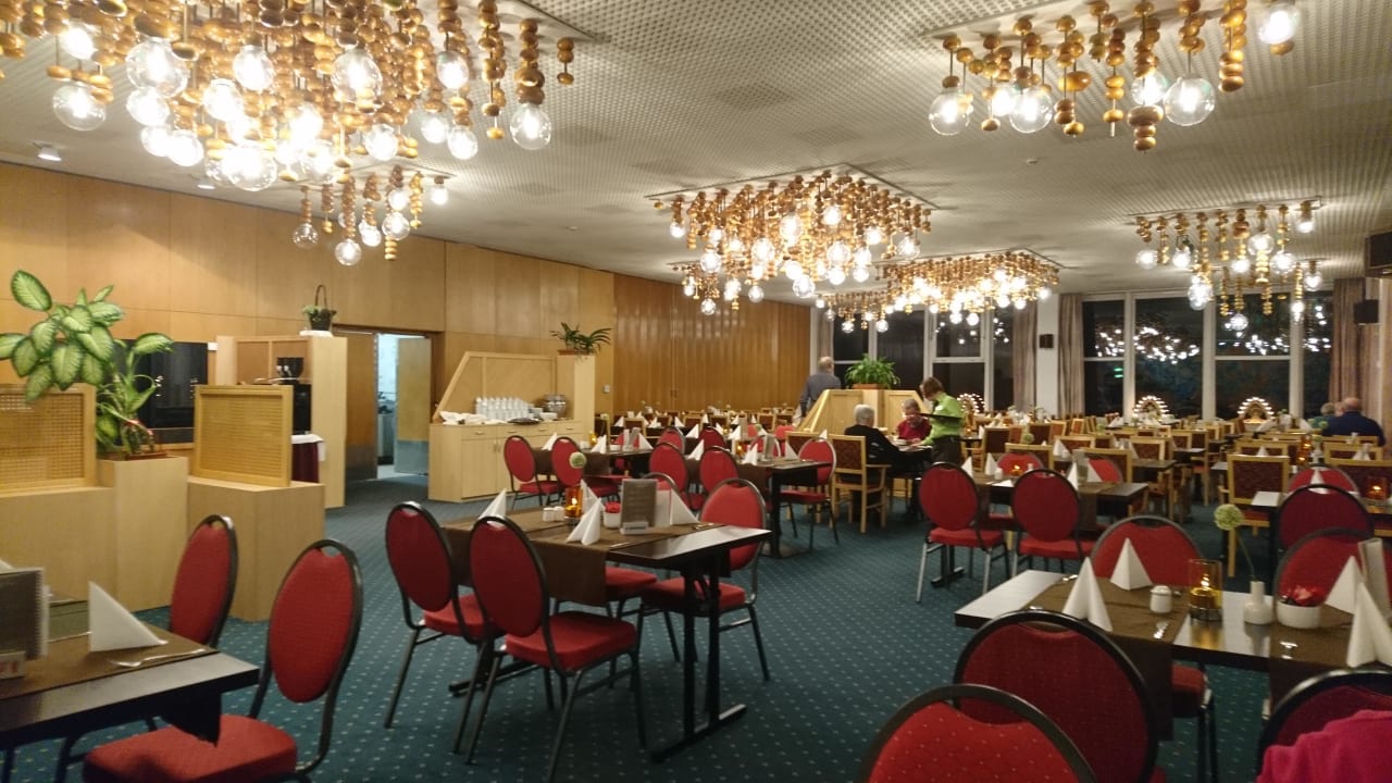 Speisesaal für Frühstück bzw. Abendbrot AHORN Hotel Am Fichtelberg