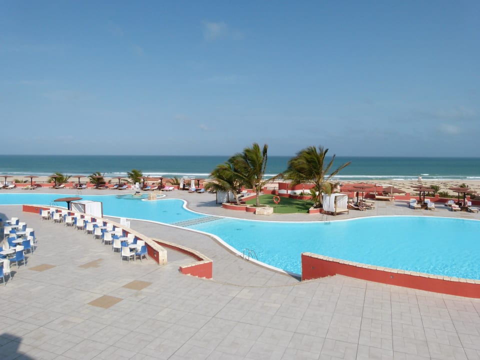 Ausblick vom Restaurant auf den Pool Occidental Boa Vista Beach