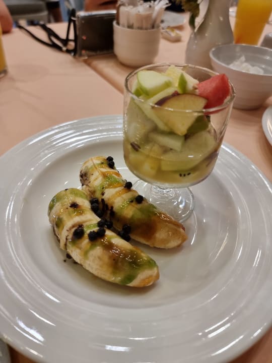 Gastro Royal Wings Hotel