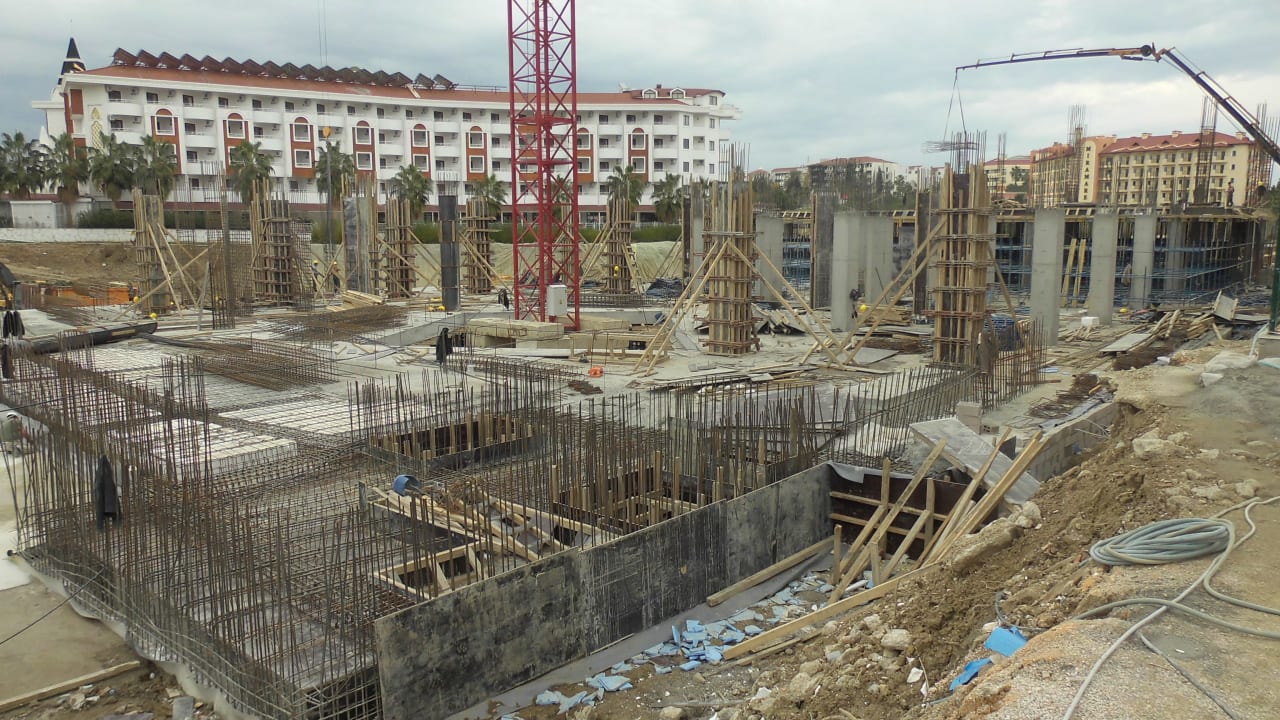 Im Dezember wurde die Fundamente erstellt Castival Hotel