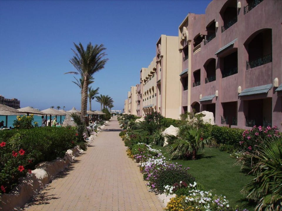 Hotel & Strand Sunny Days El Palacio Resort & Spa