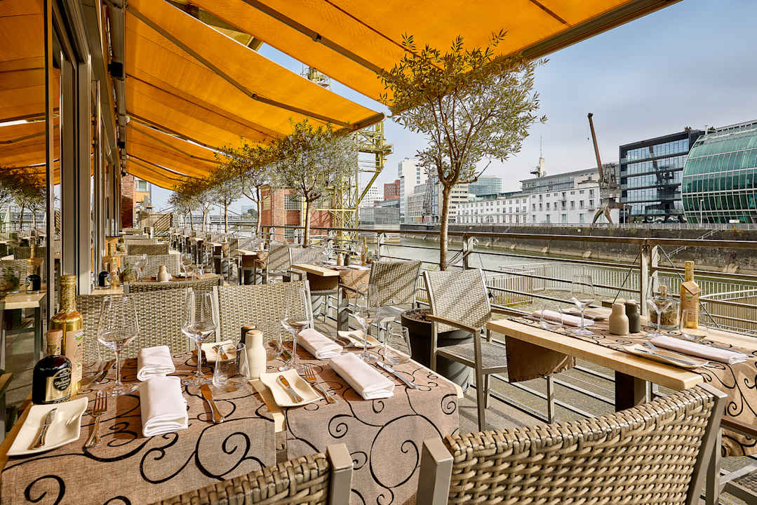 Gastro Hotel Courtyard by Marriott Düsseldorf Hafen