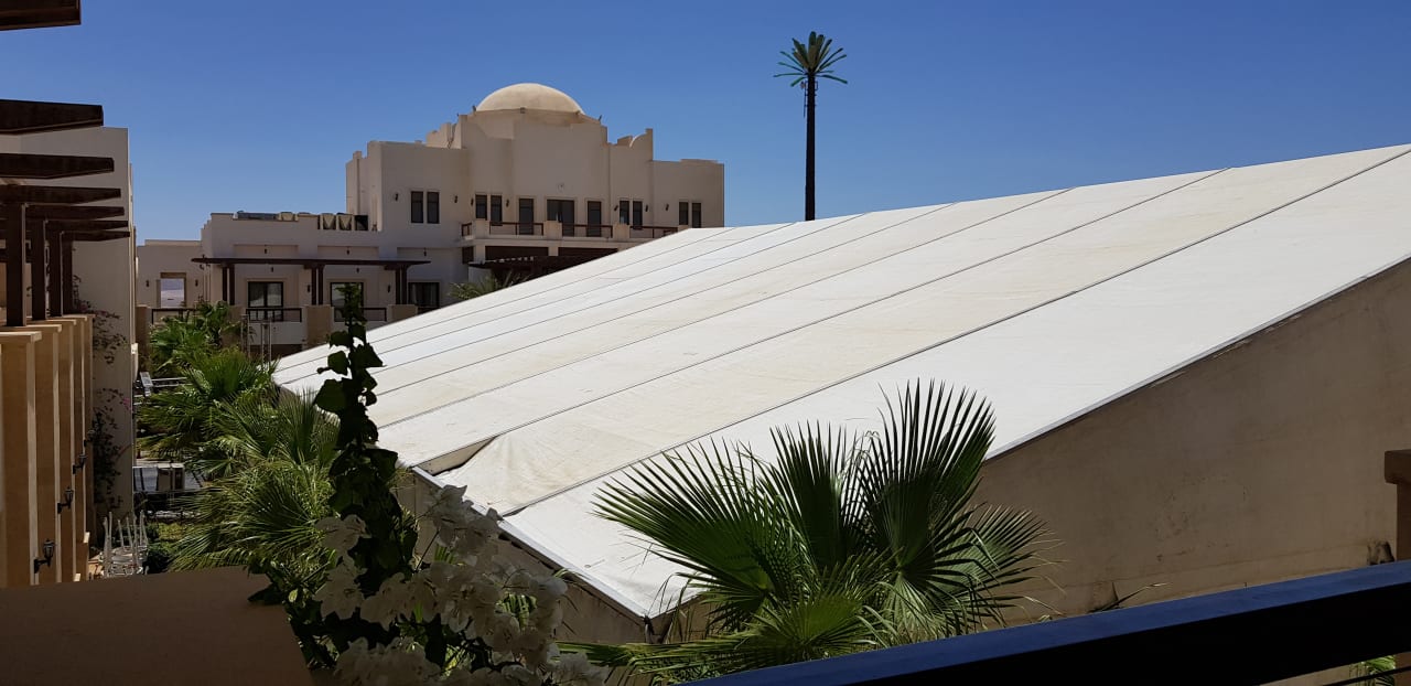 Ausblick aus der ersten Etage Ancient Sands Golf Resort