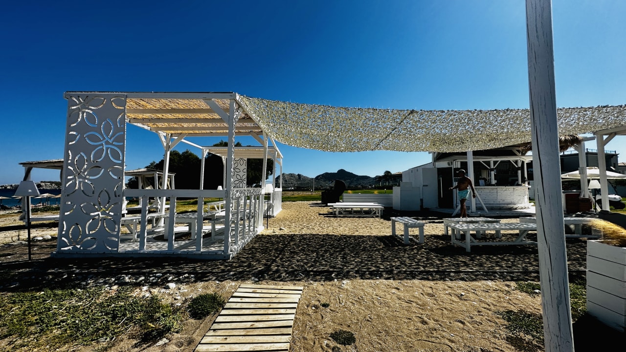 Gastro Asterias Beach Resort