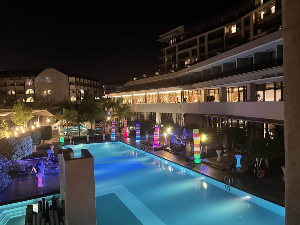 Pool The Sense Deluxe Hotel