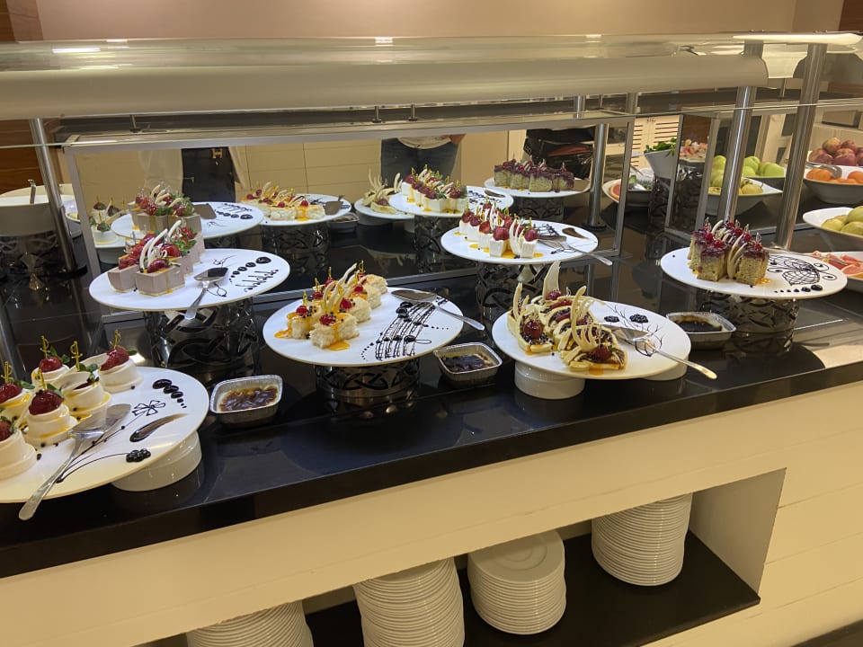 Gastro Palm World Side Resort & Spa
