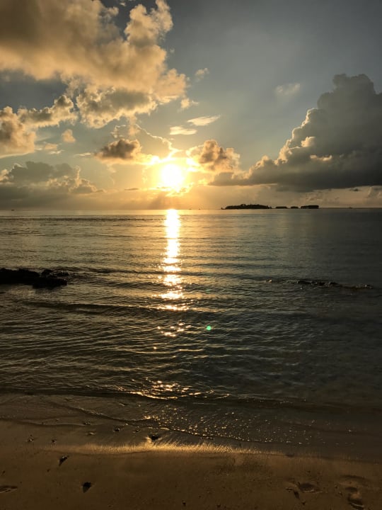 Sonnenaufgang Biyadhoo Island Resort