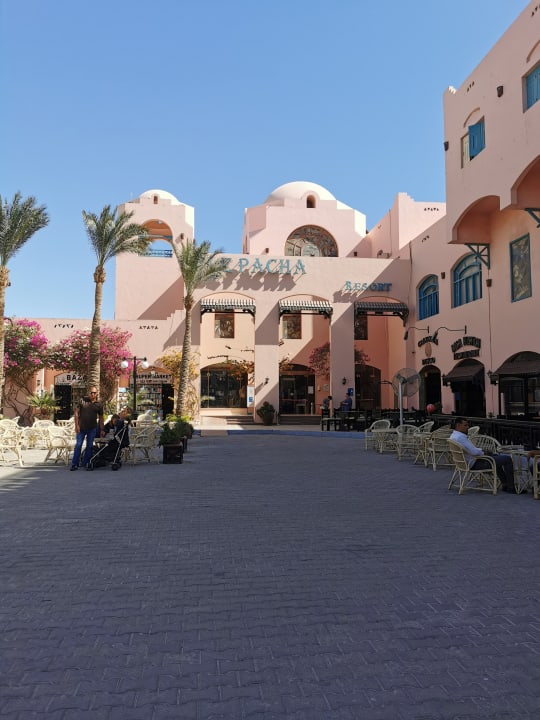 Außenansicht Hotel Le Pacha Beach Resort