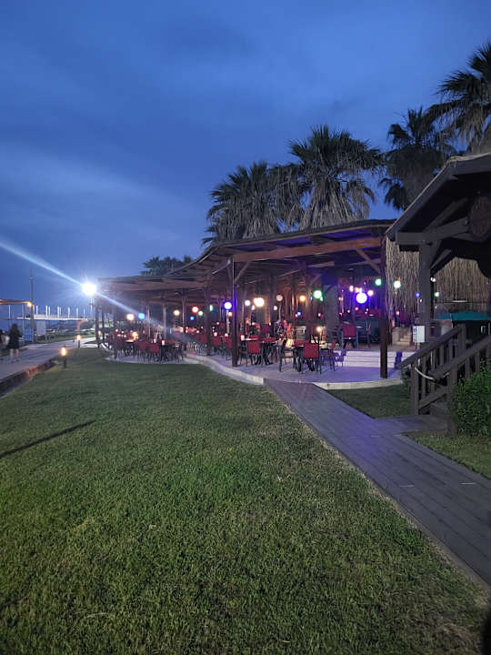 Strand Blue Waters Club