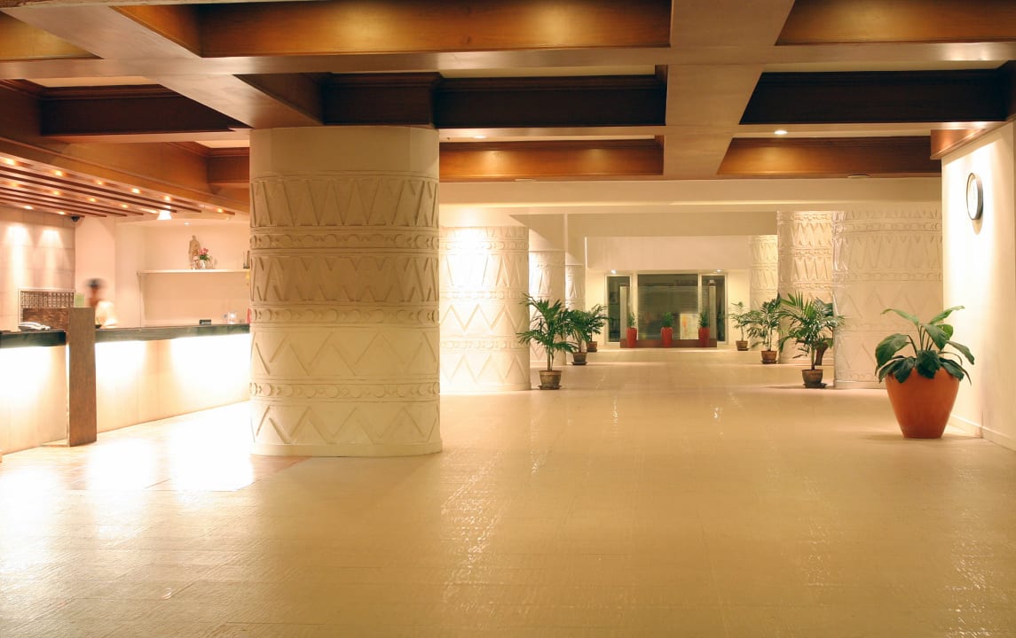 Lobby Hotel Tropicana Pattaya