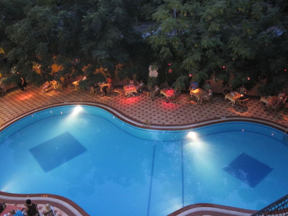 Der Pool vom Balkon aus Hotel Kleopatra Dreams Beach
