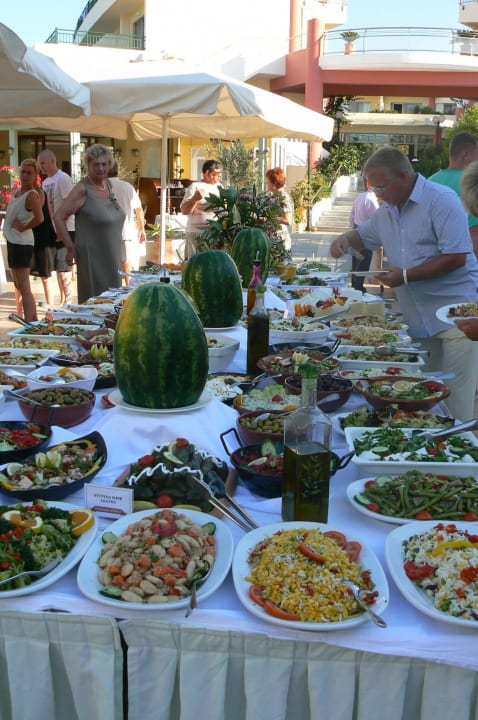 Vorspeisen / Salate (Grillabend) Hydramis Palace Beach Resort