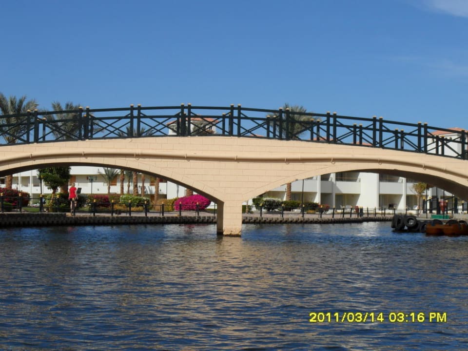 Brücke zum Castello Pickalbatros Dana Beach Resort - Hurghada