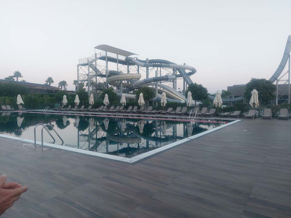 Pool Jacaranda Luxury Resort