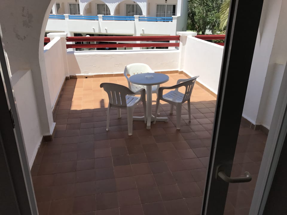 Zimmer Calimera Fido Gardens