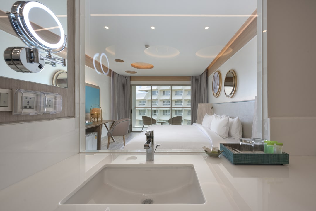 Zimmer Andaman Embrace Patong