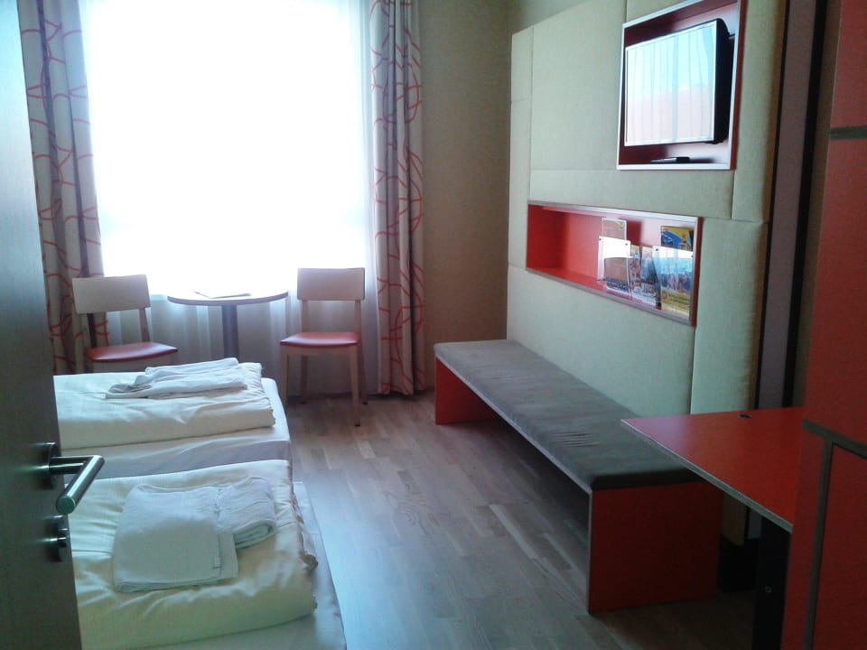 Zimmer JUFA Hotel Wien City