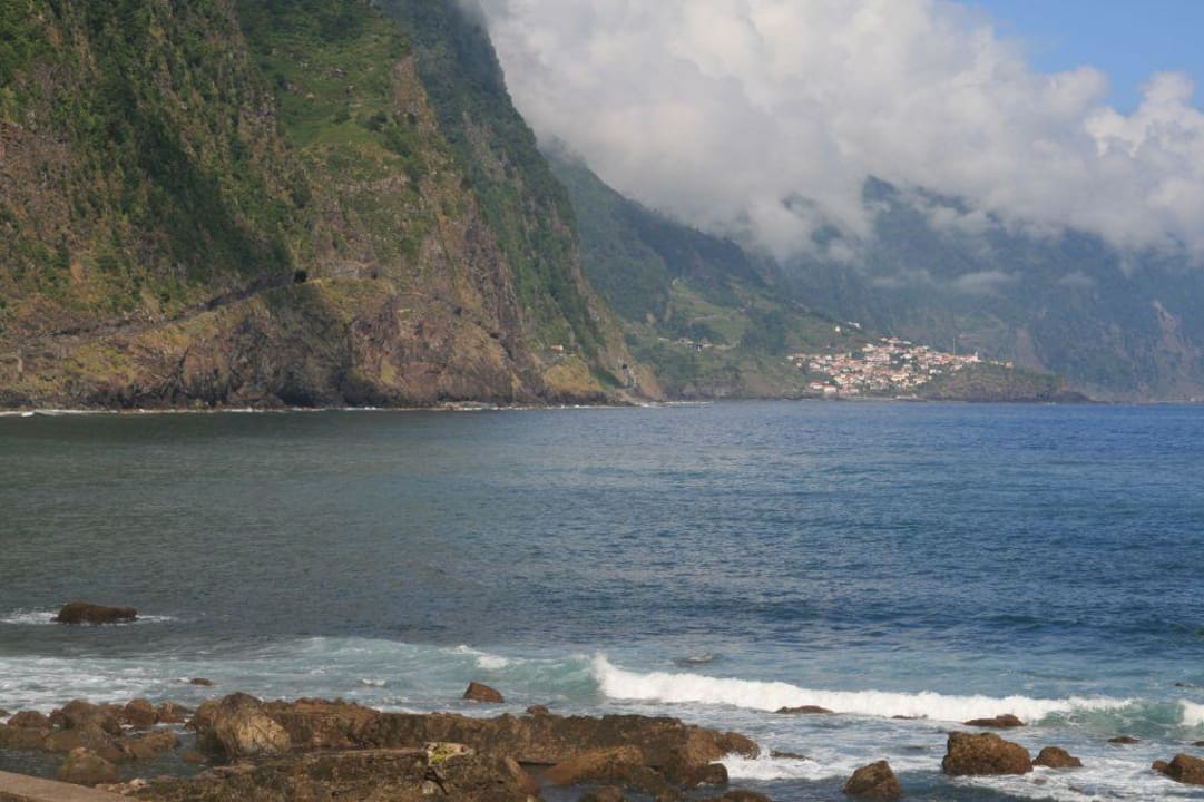 Widok z pokoju hotelowego Hotel Estalagem do Mar