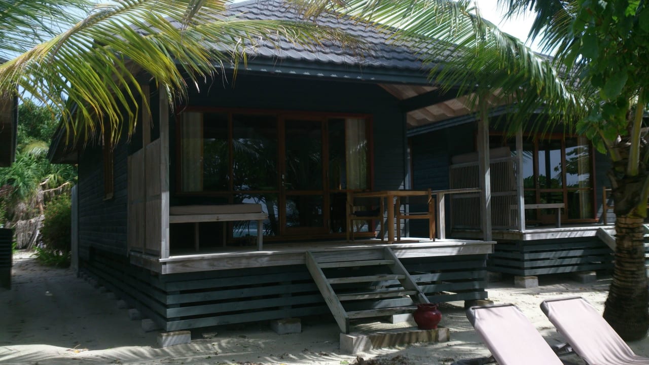 Beachvilla Kuredu Island Resort & Spa