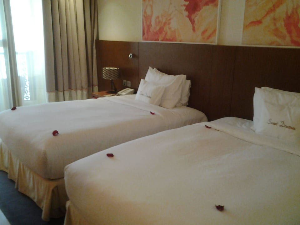 Hammer Betten DoubleTree by Hilton Resort & Spa Marjan Island