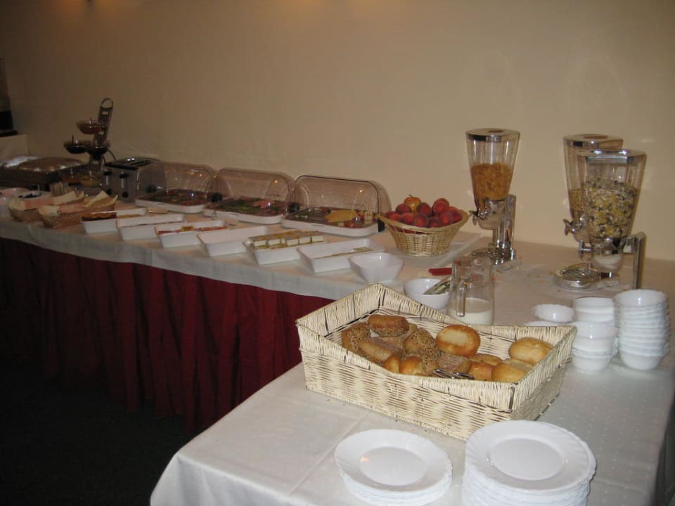 Frühstücksbüffet Entrée Hotel Glinde