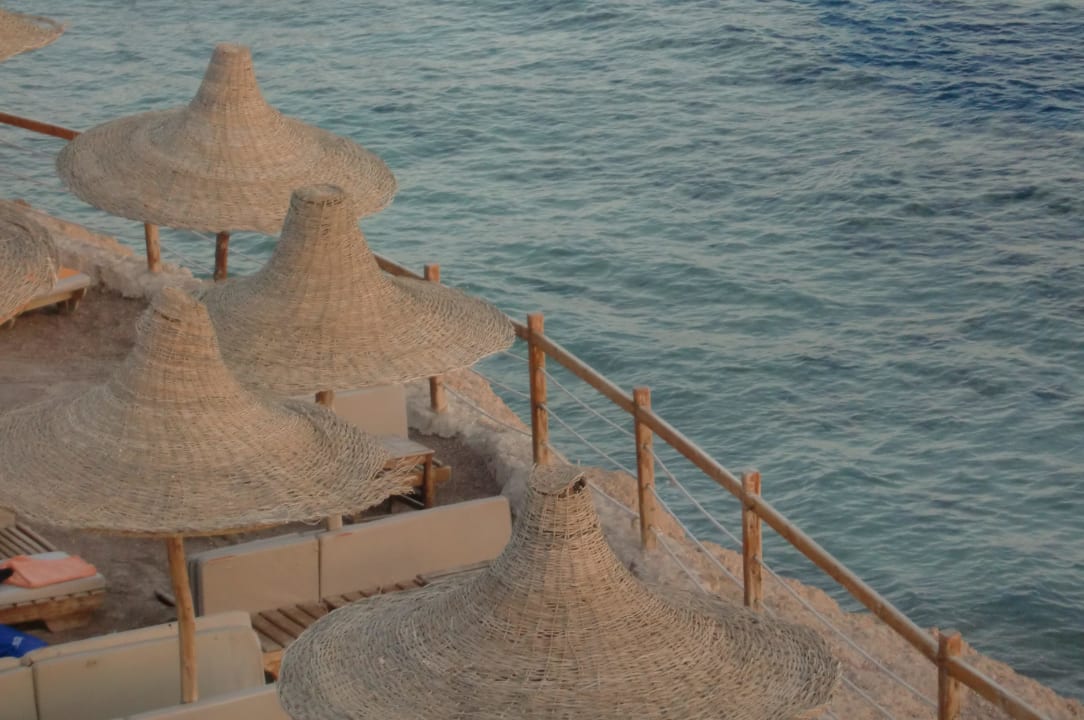 Am hoteleigenen Strand Sharm Plaza