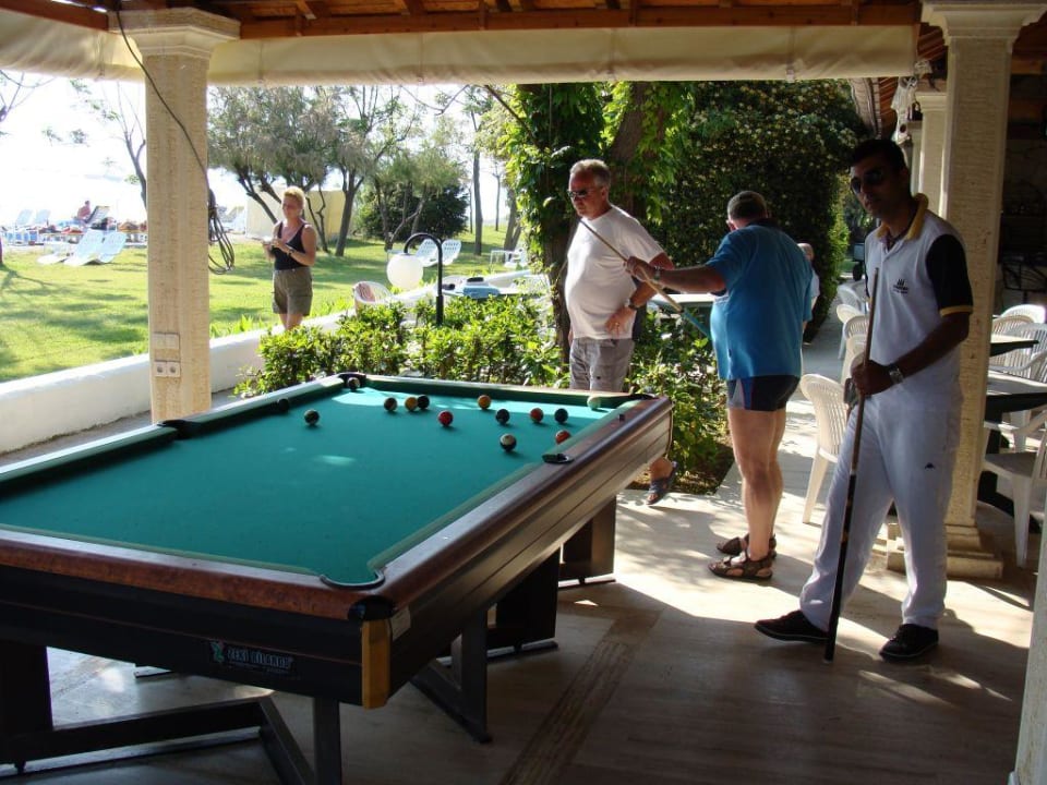 Billard in der Selale-Bar Labranda Alantur Resort