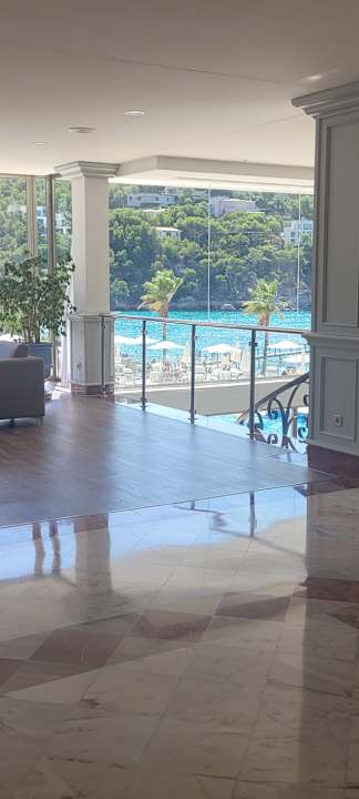 Lobby Grupotel Playa Camp de Mar