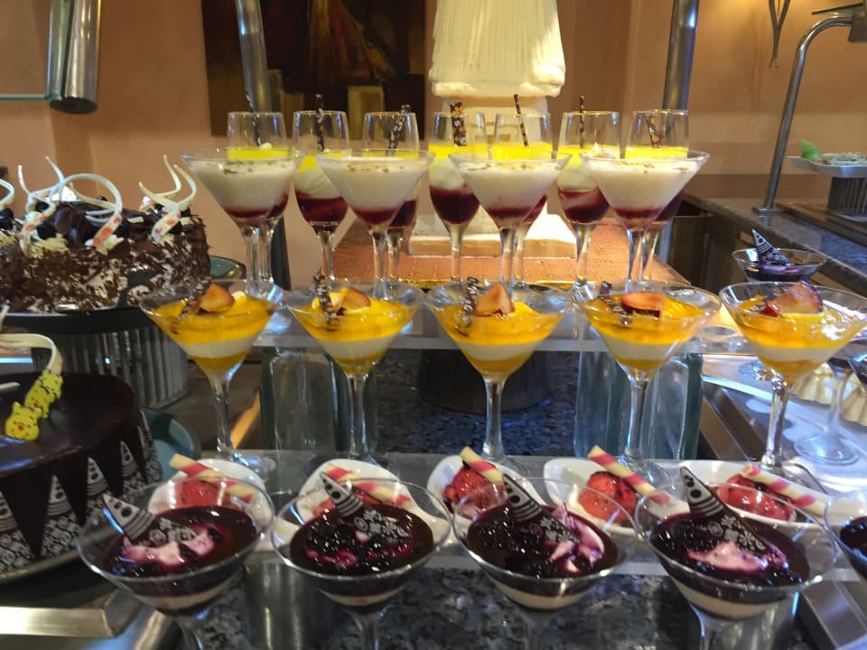 Gastro Premier Le Reve Hotel & Spa