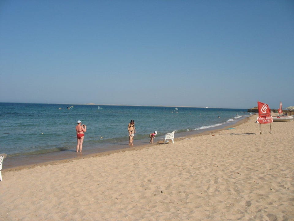 Strand Menaville Safaga