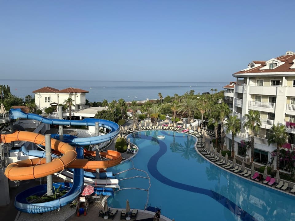 Zimmer Alba Queen Hotel