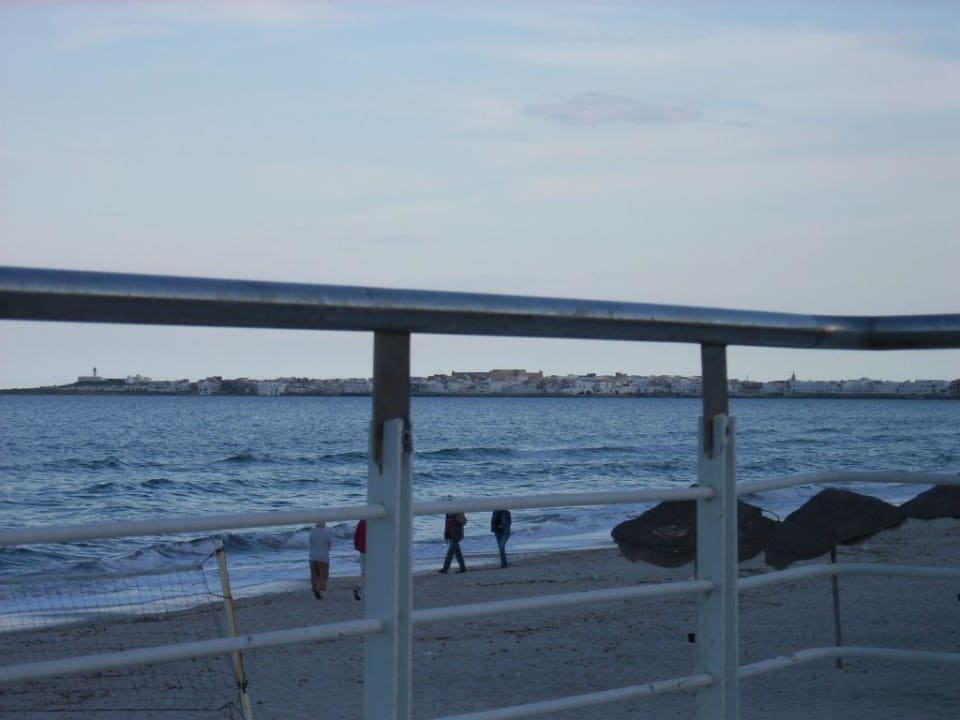 Blick richtung Strand von der Sonnenterrasse El Mehdi Beach Resort