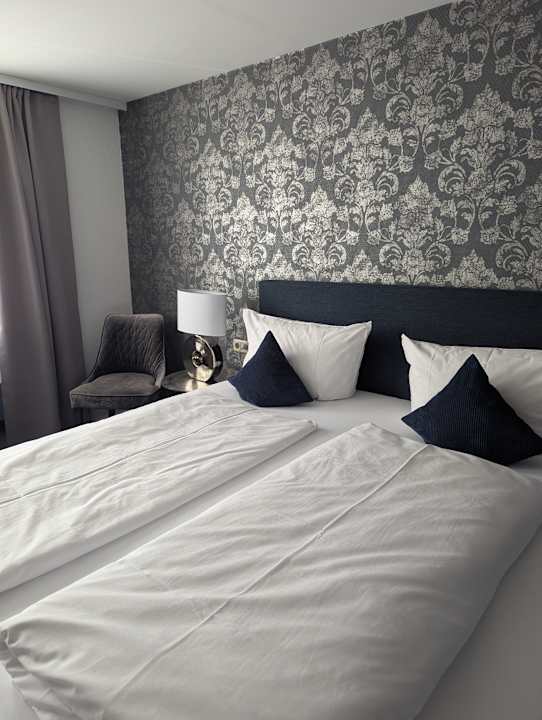 Zimmer Landhotel Zum Kronprinzen