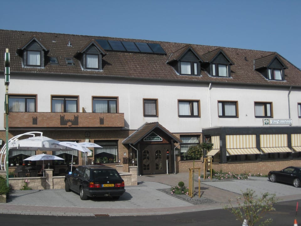 Außenansicht des Hotels Hotel zur Neroburg
