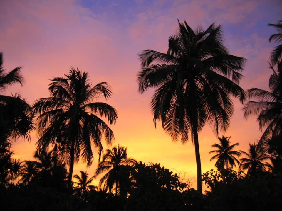 Sonnenuntergang Meeru Maldives Resort Island