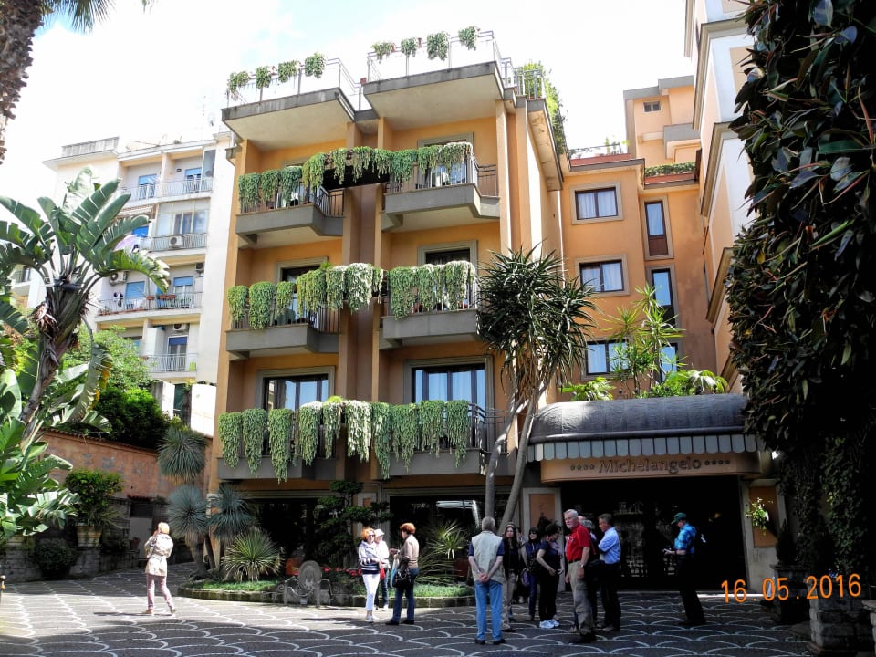 Hotelfront Hotel Michelangelo